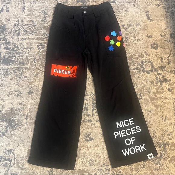 11KN Pants - 11KN Black Cargo Pants Size medium Stars Pass By Leave Traces Puzzles